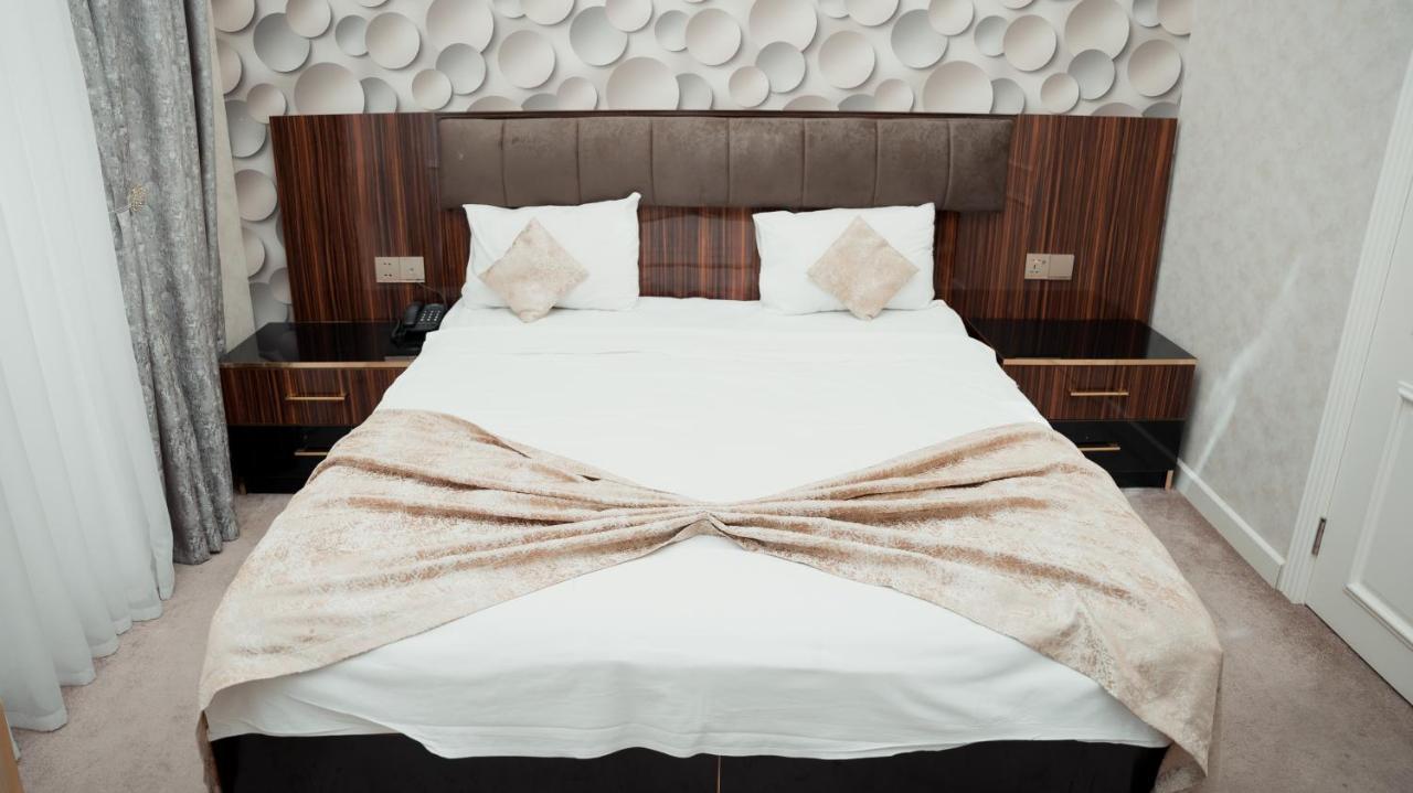 Dionis Baku Hotel Εξωτερικό φωτογραφία